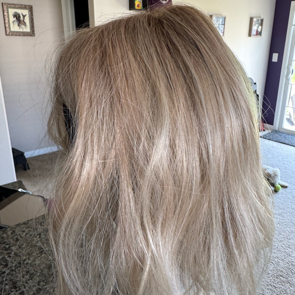 Wigs For Every Woman by Heather Dye – Blonde Wavy Wig - Picture 3 of 7